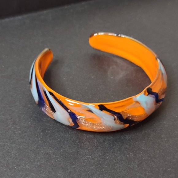 Very Awesome Orange Glass Bracelet 6 3/4 Inches - Picture 7 of 8